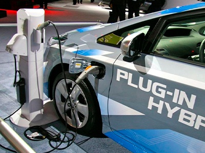 Crece la venta de vehículos híbridos y eléctricos en Perú